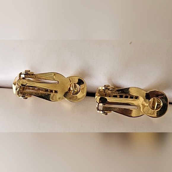 14kt Two Tone Gold Clip On Earrings - Picture 2 of 3